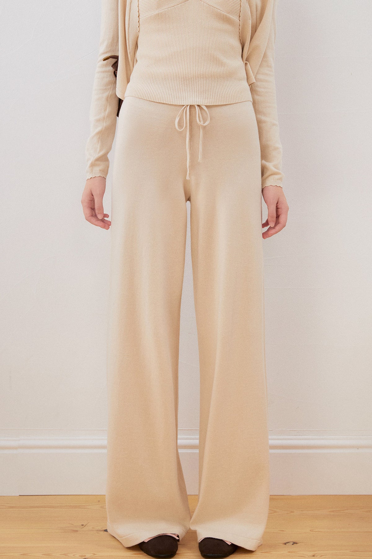 Cotton Knotted Wave Edge Knit Cardigan Set-Up
