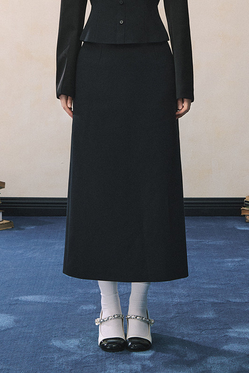 Elegant Black Suit with Waistcoat Blazer Set-Up