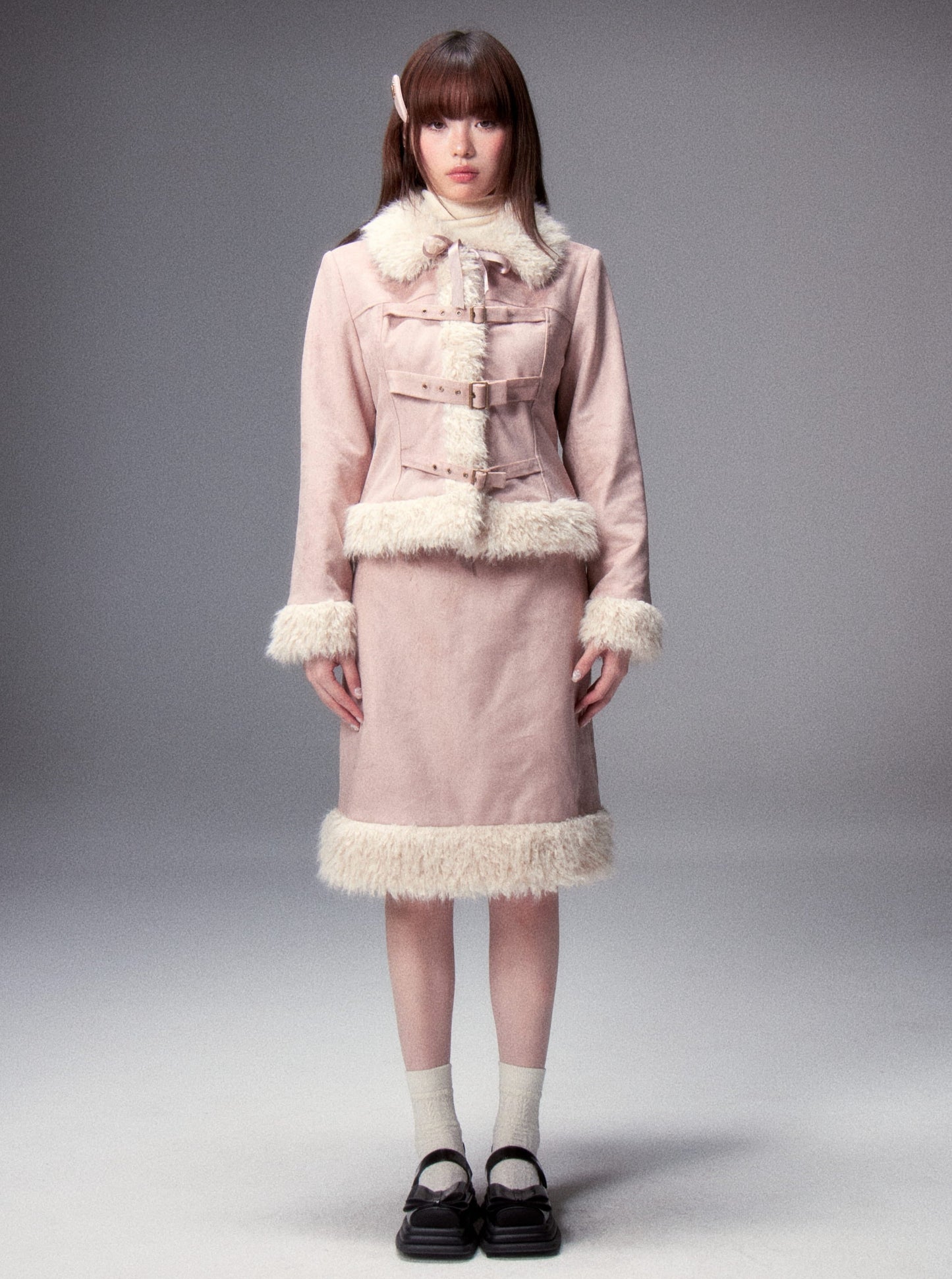 버클과 면 디자인 스웨이드 플러시 세트업