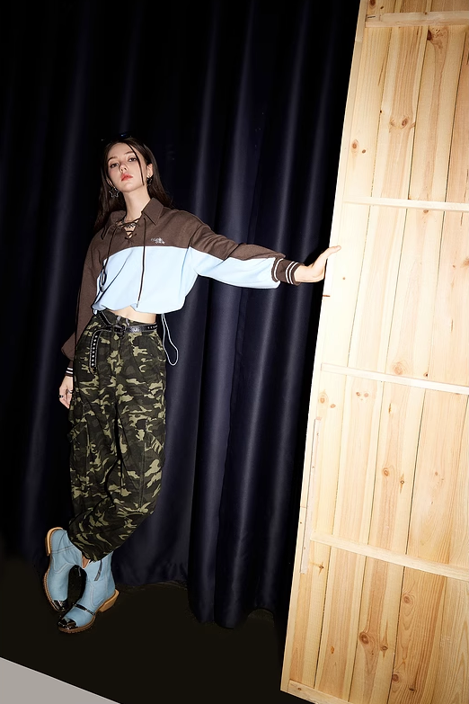 레이스 업 폴로 칼라 탑