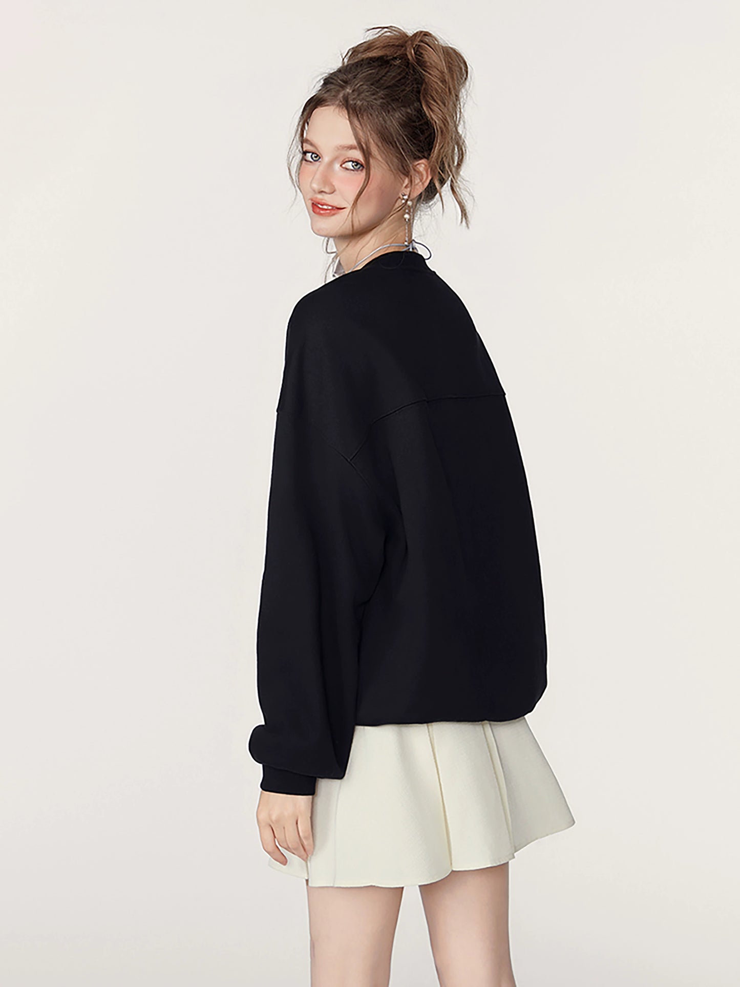 Loose Pullover Round Neck Long Sleeve Top