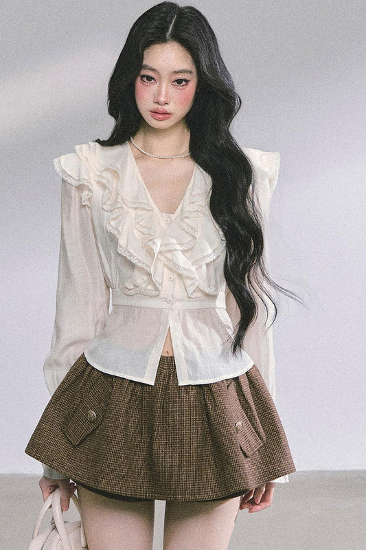 Slimming V-Neck Lace Top