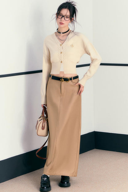 Embroidered V-Neck Short Knit Cardigan