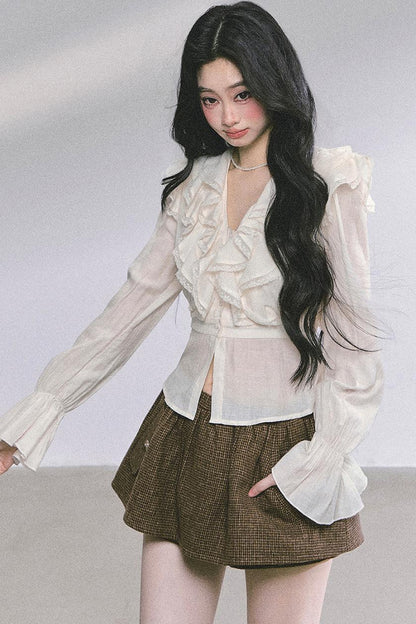 Slimming V-Neck Lace Top