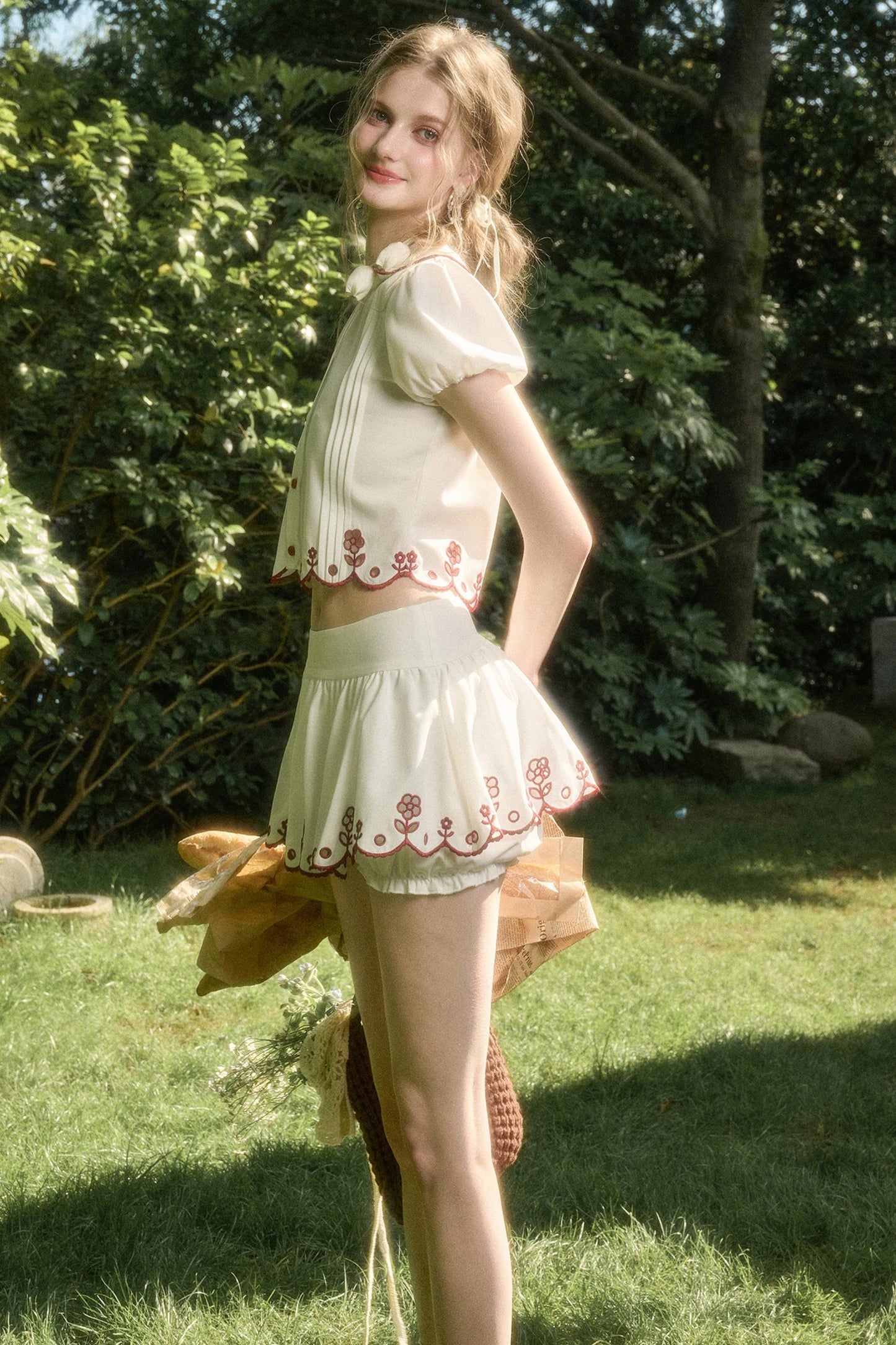 White Berry Lace Skirt Set-Up