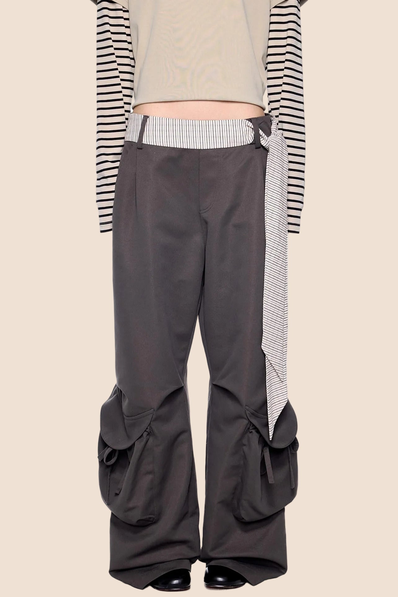 Pocket Pleated Wide-Leg Pants