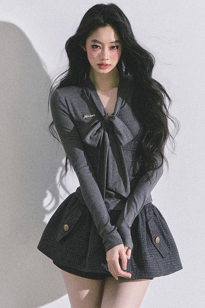 Minimalist Korean V-Neck Slim T-Shirt