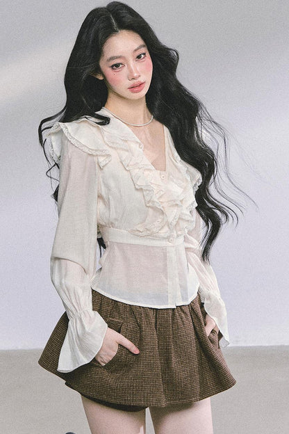 Slimming V-Neck Lace Top