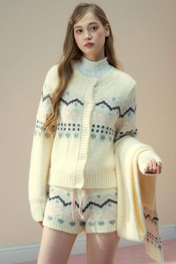 Knitted Jacket And Shorts Scarf Set-Up