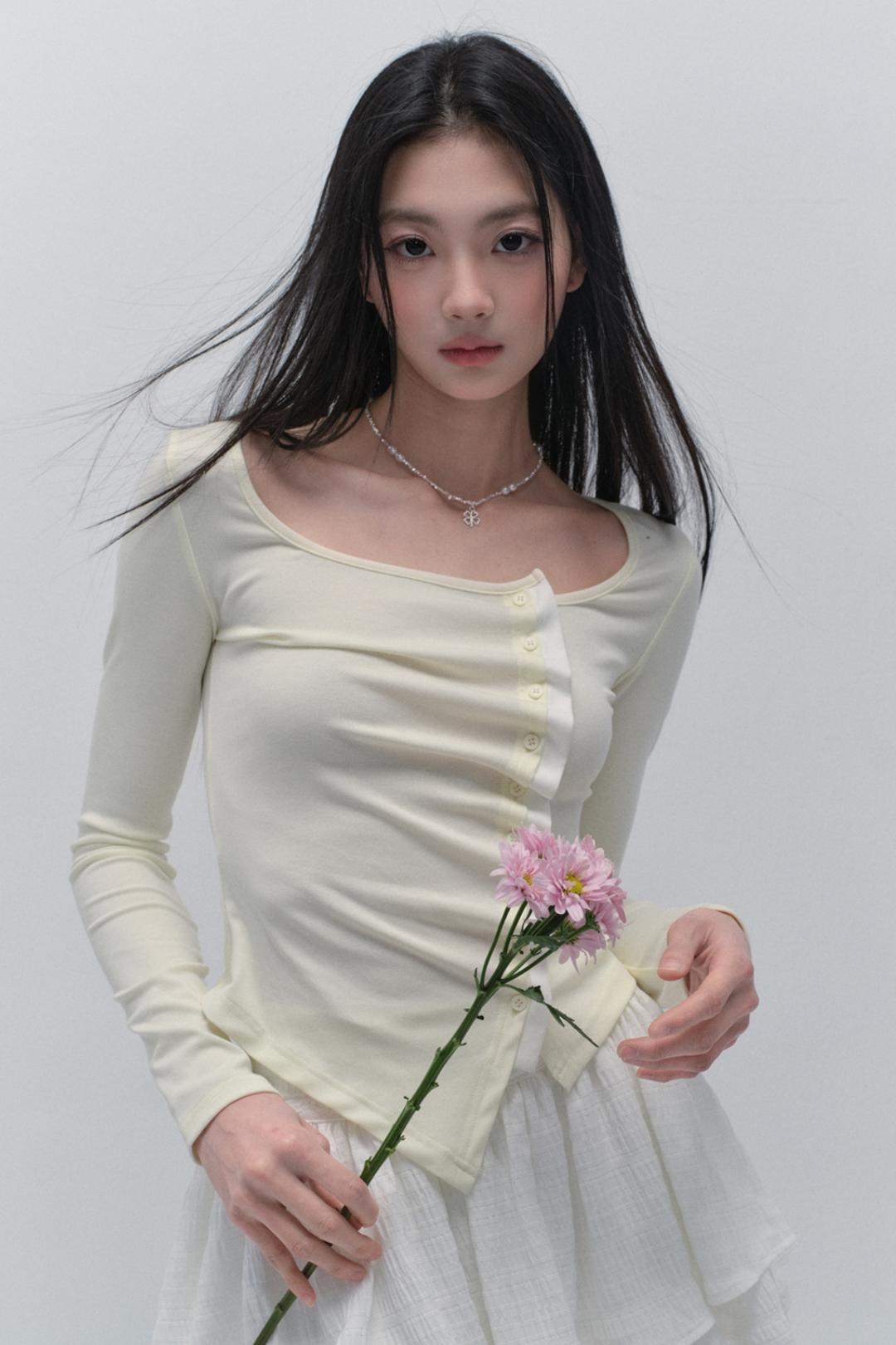 Light Yellow Layer Top