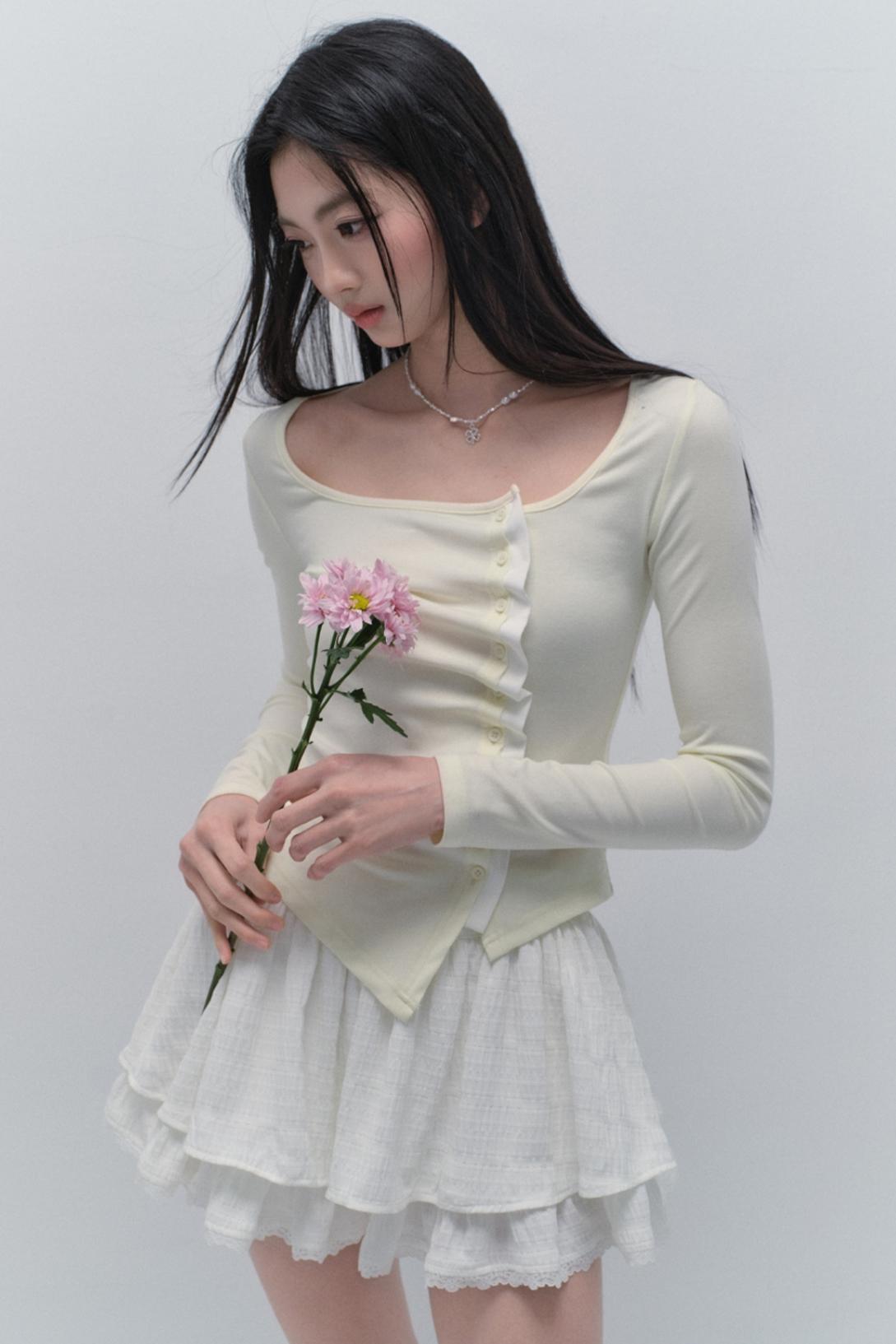 Light Yellow Layer Top