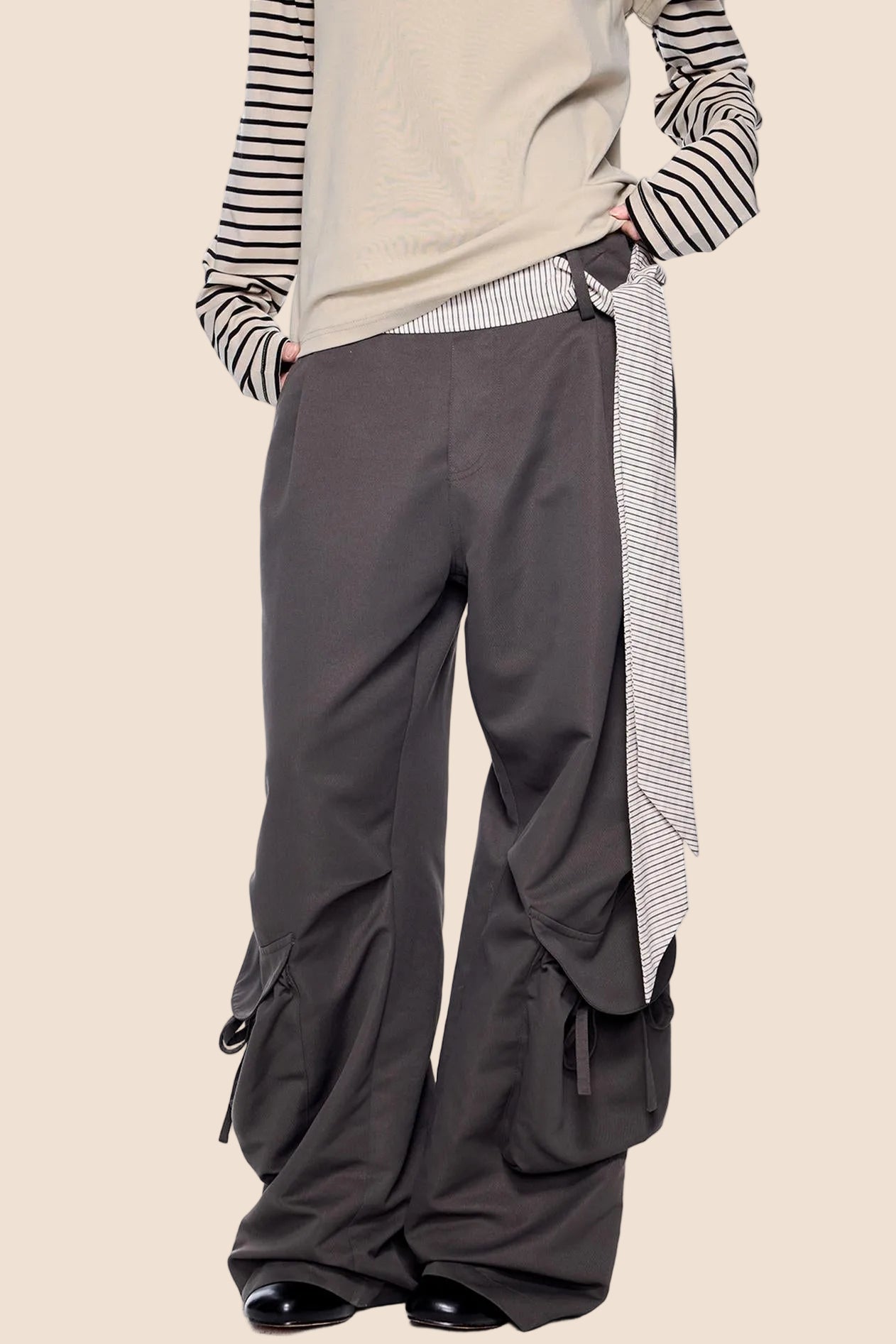 Pocket Pleated Wide-Leg Pants