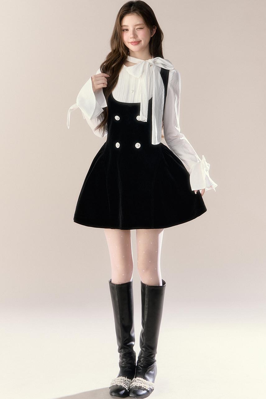 Sophia conjunto de vestido con tirantes y cordones