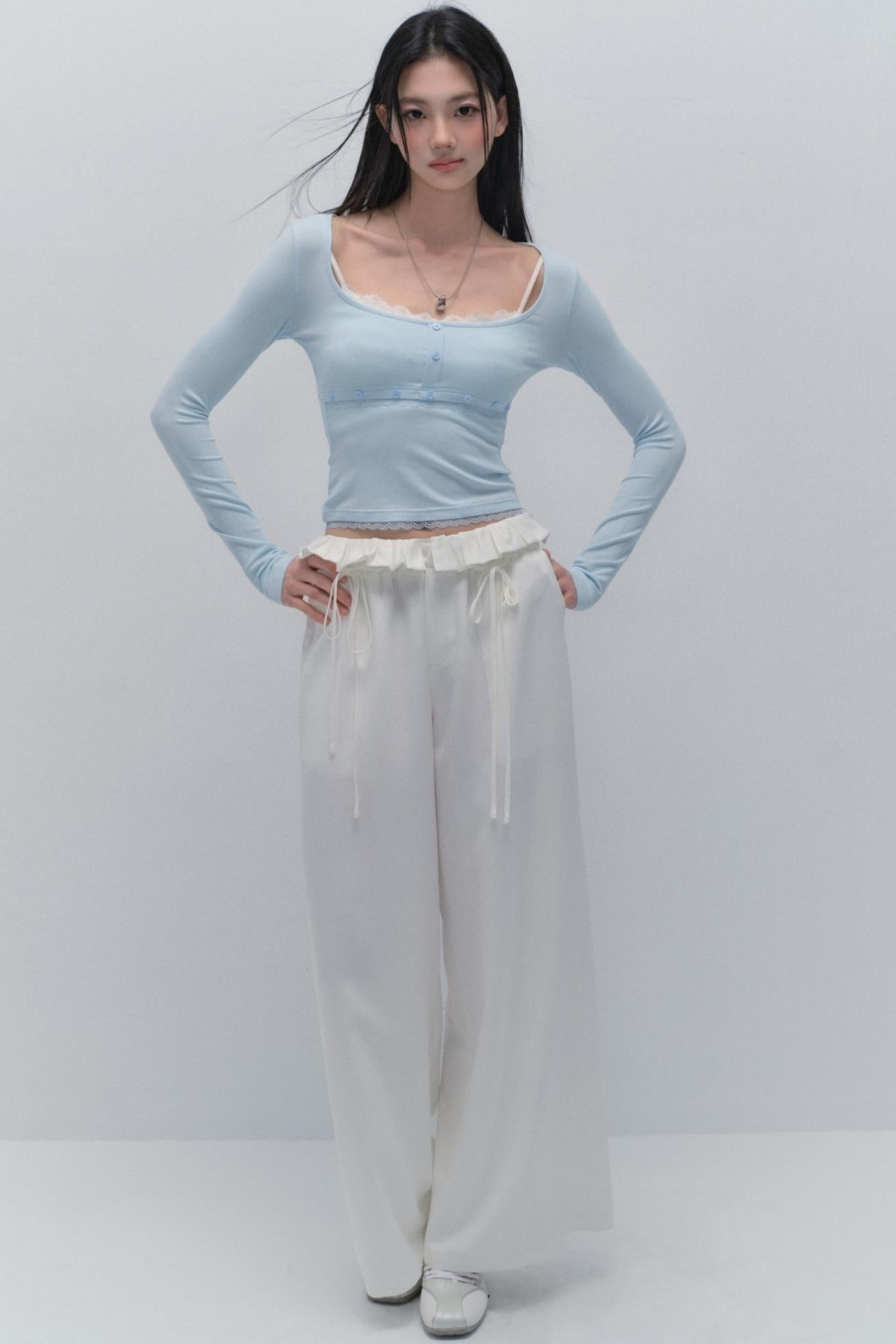 Falsches zweilagiges Basisshirt 