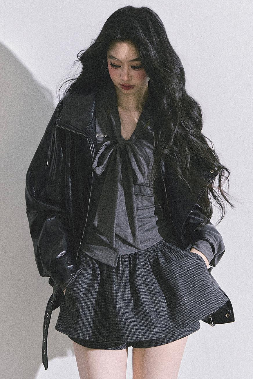 Minimalist Korean V-Neck Slim T-Shirt