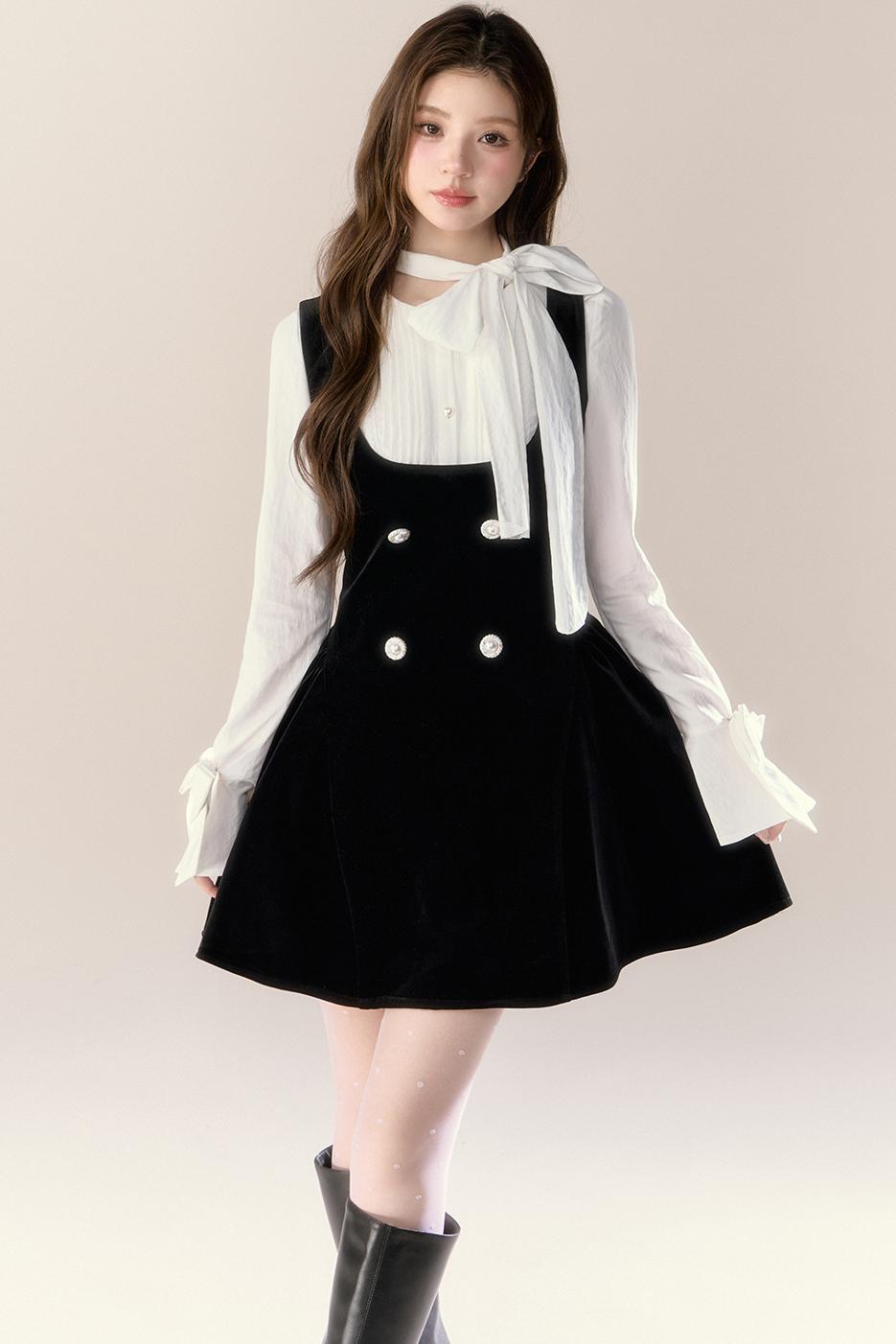Sophia conjunto de vestido con tirantes y cordones
