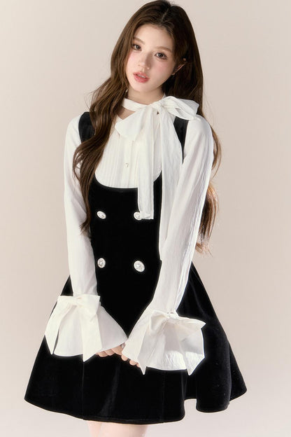 Sophia conjunto de vestido con tirantes y cordones