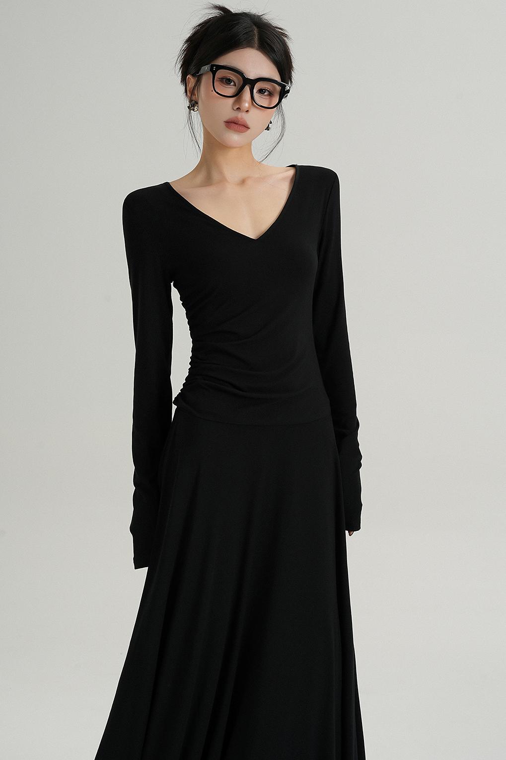 브이넥 블랙 롱 드레스 