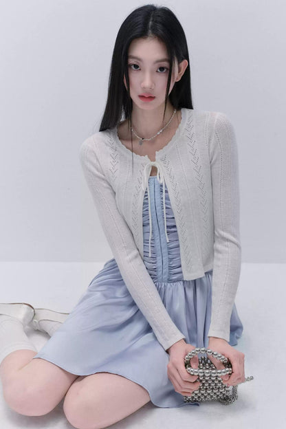 Fließendes Satin-Silhouette-Kleid 