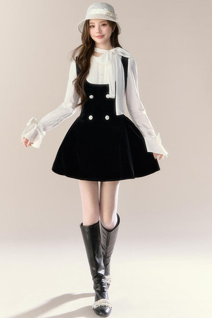 Sophia conjunto de vestido con tirantes y cordones