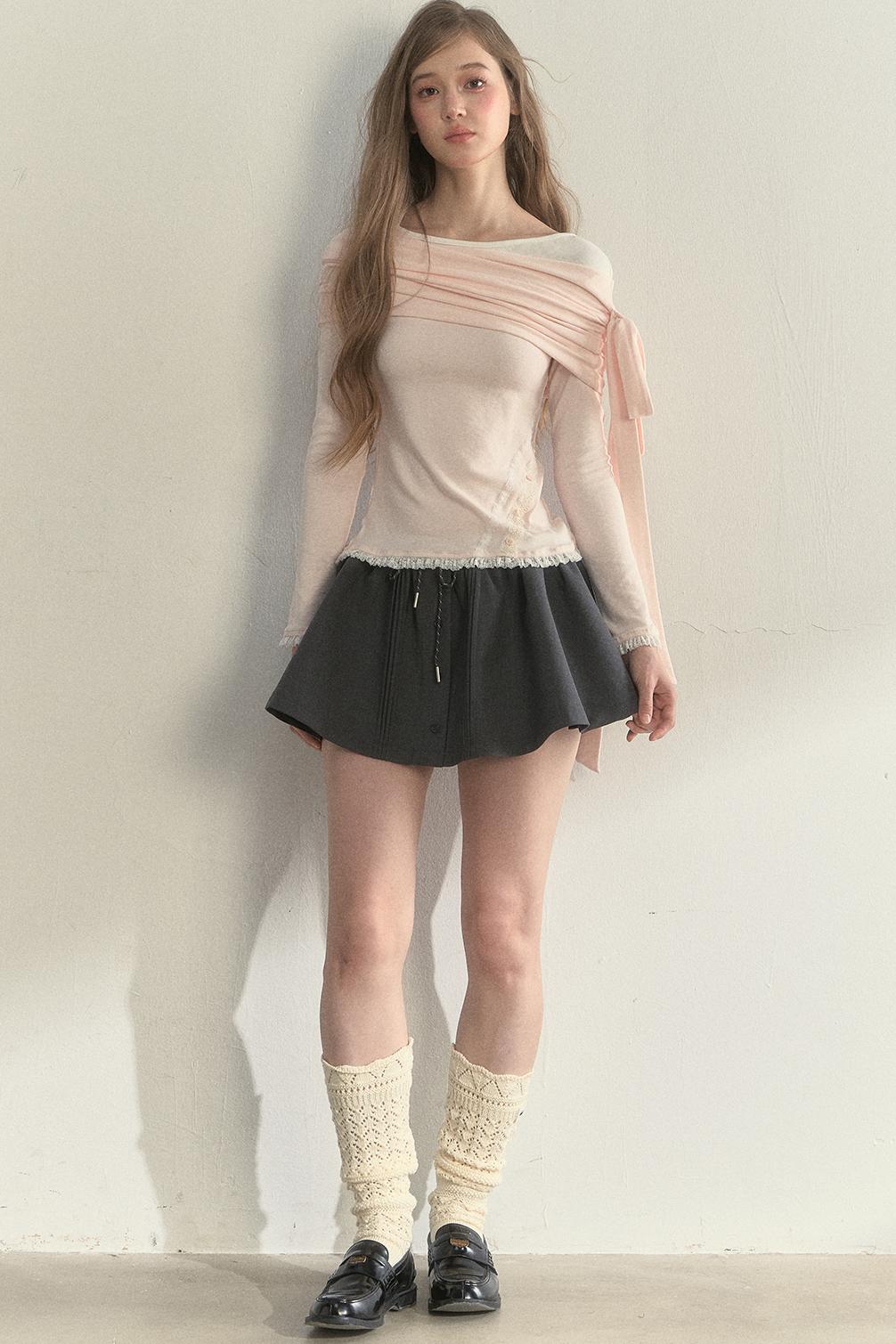 Retro Streamer Shoulder Top