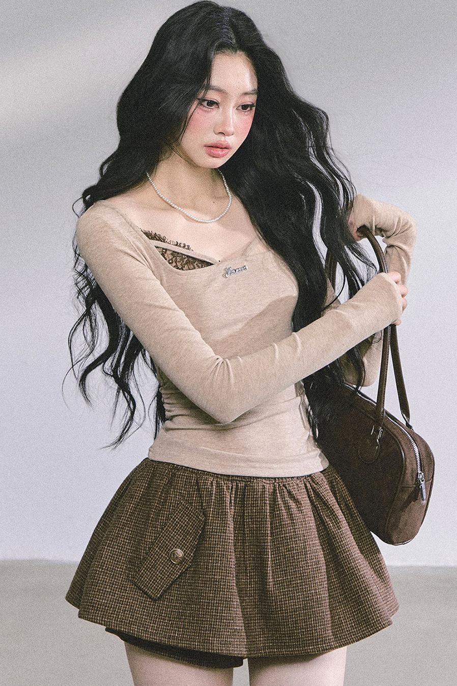 Wisdom Lace Long-Sleeved T-Shirt