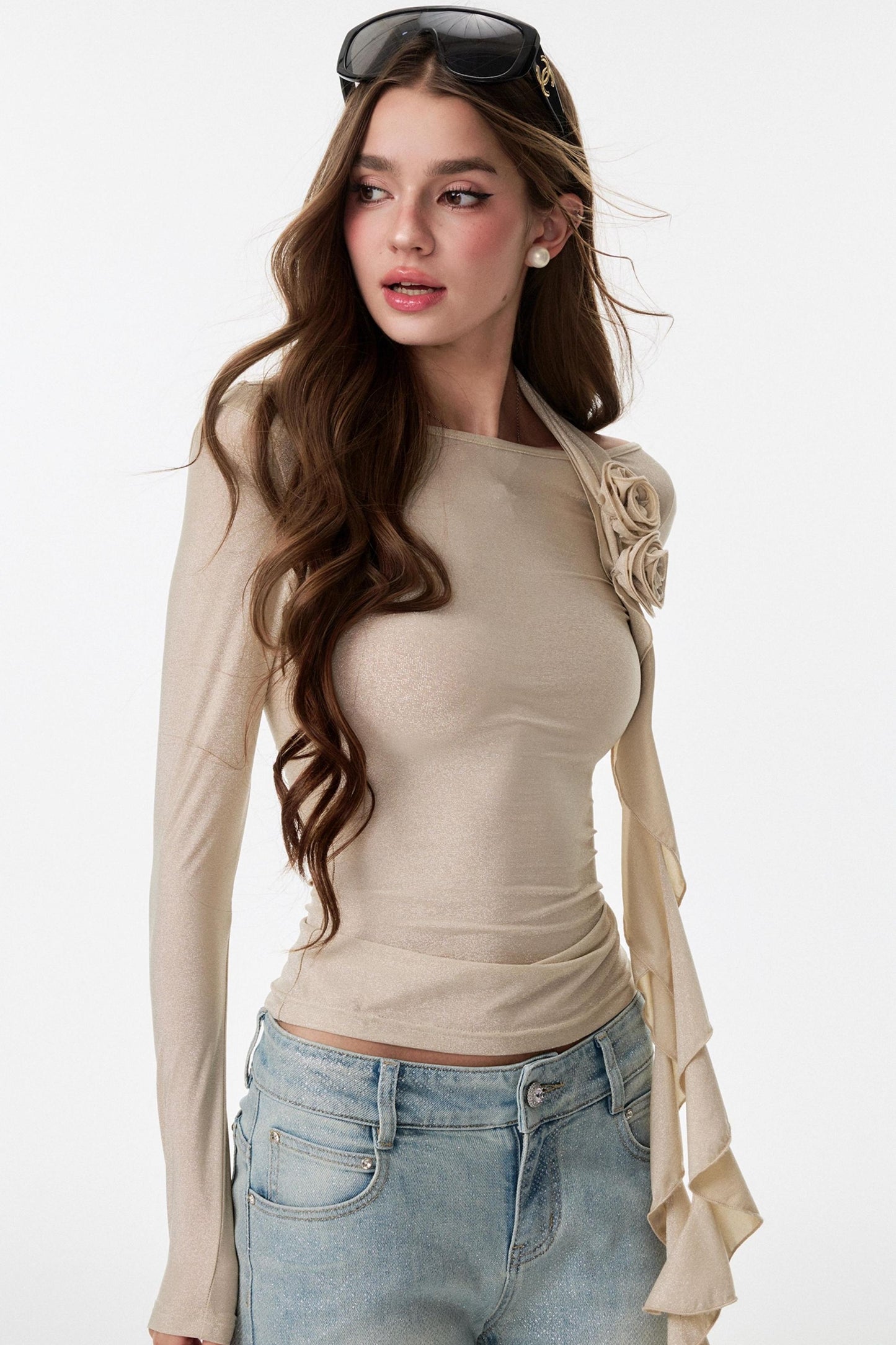 Entanglement Mesh Flower Pleated Off-the-Shoulder T-Shirt