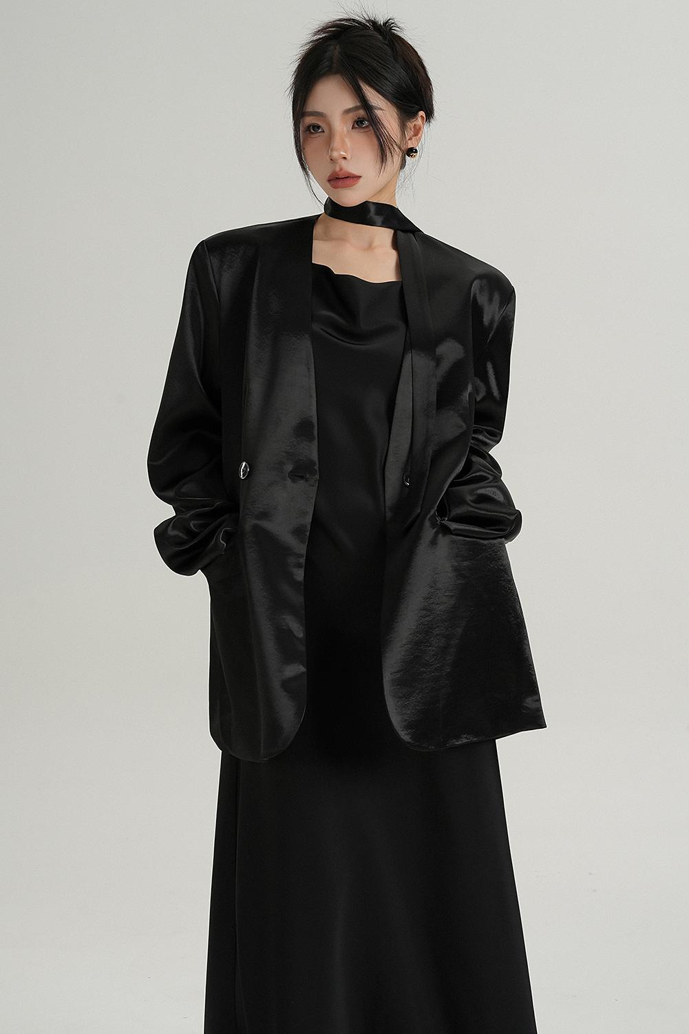 Glossy V-Neck Drape Jacket