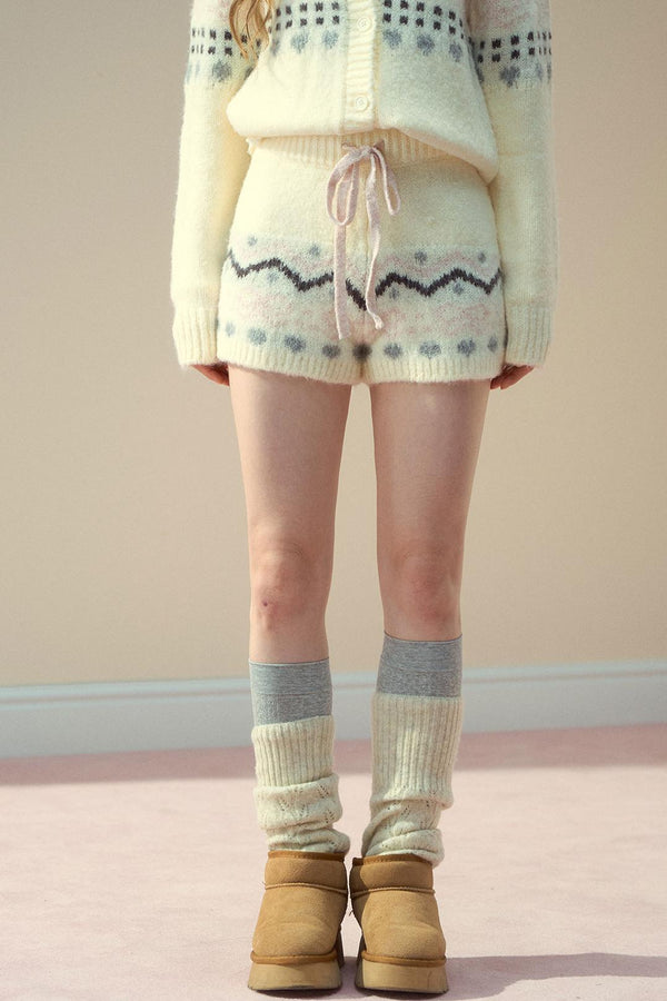 Knitted Jacket And Shorts Scarf Set-Up