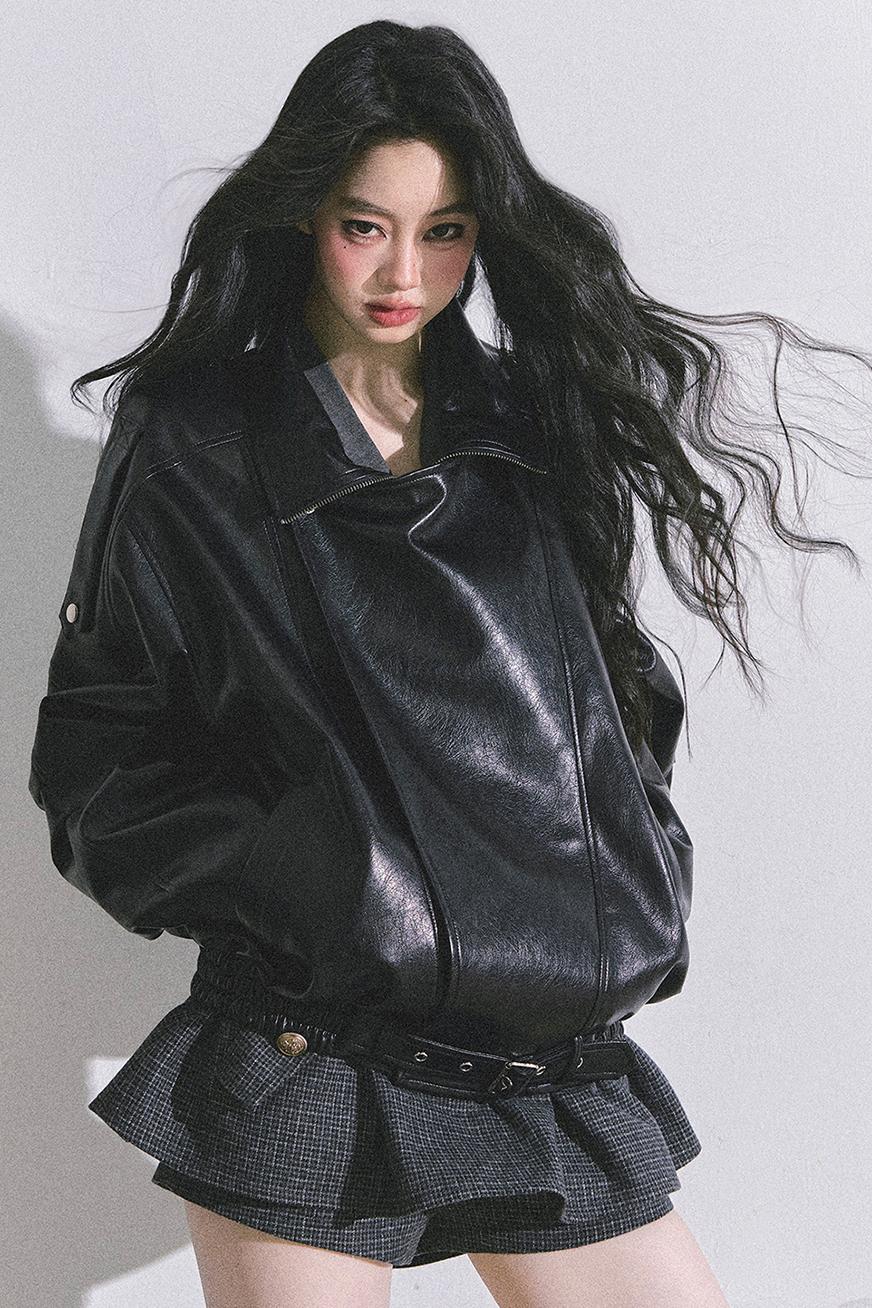 Minimalist Korean V-Neck Slim T-Shirt