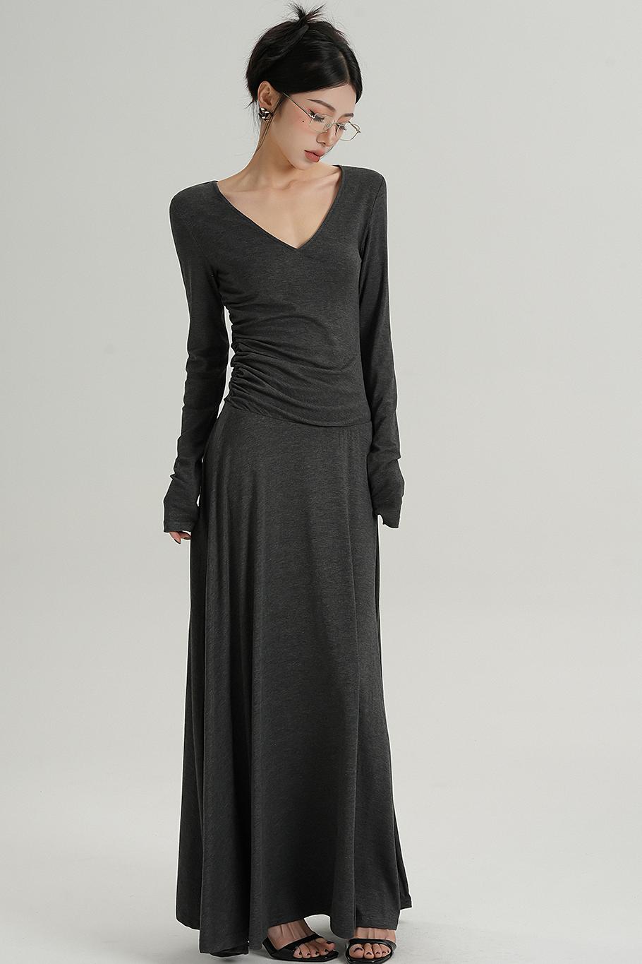 브이넥 블랙 롱 드레스 