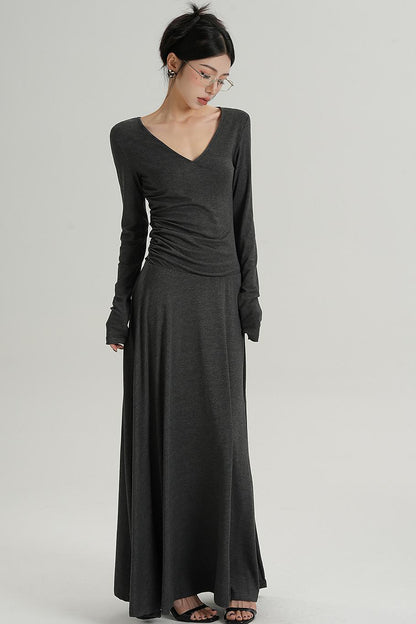 브이넥 블랙 롱 드레스 