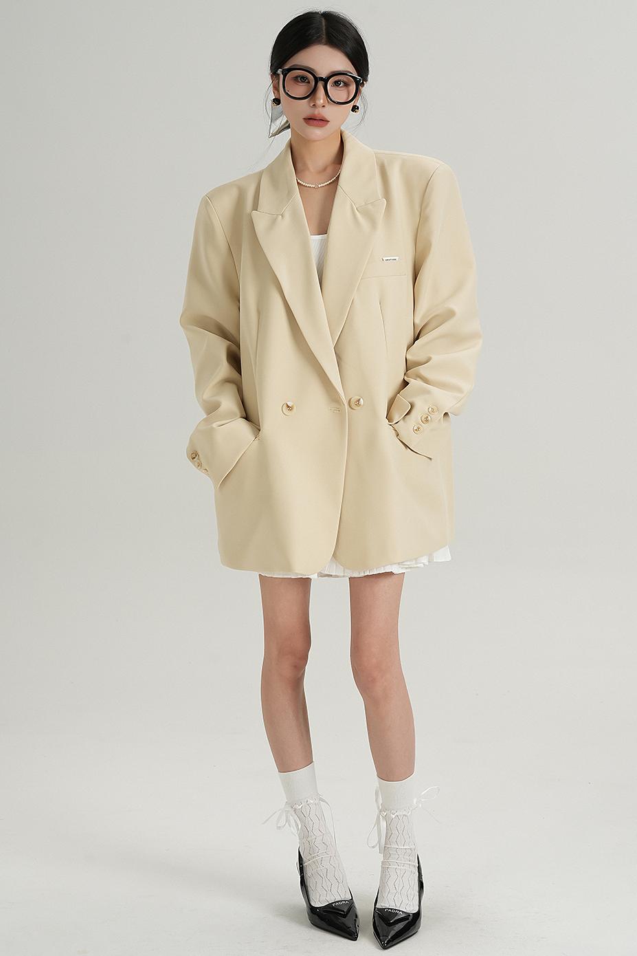 Chic Black And Cream Elegant Jacket