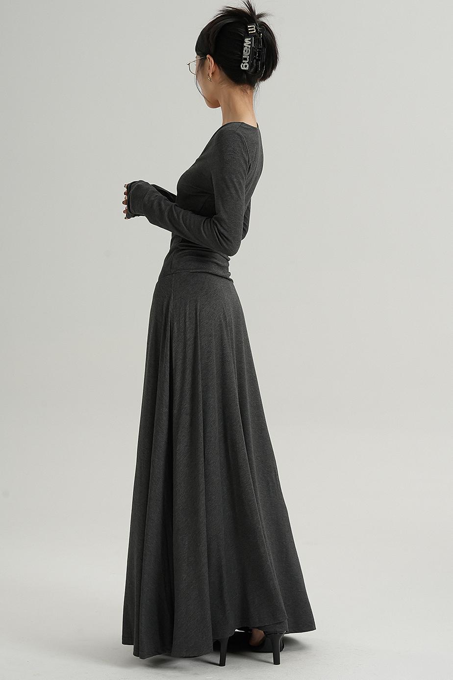 브이넥 블랙 롱 드레스 