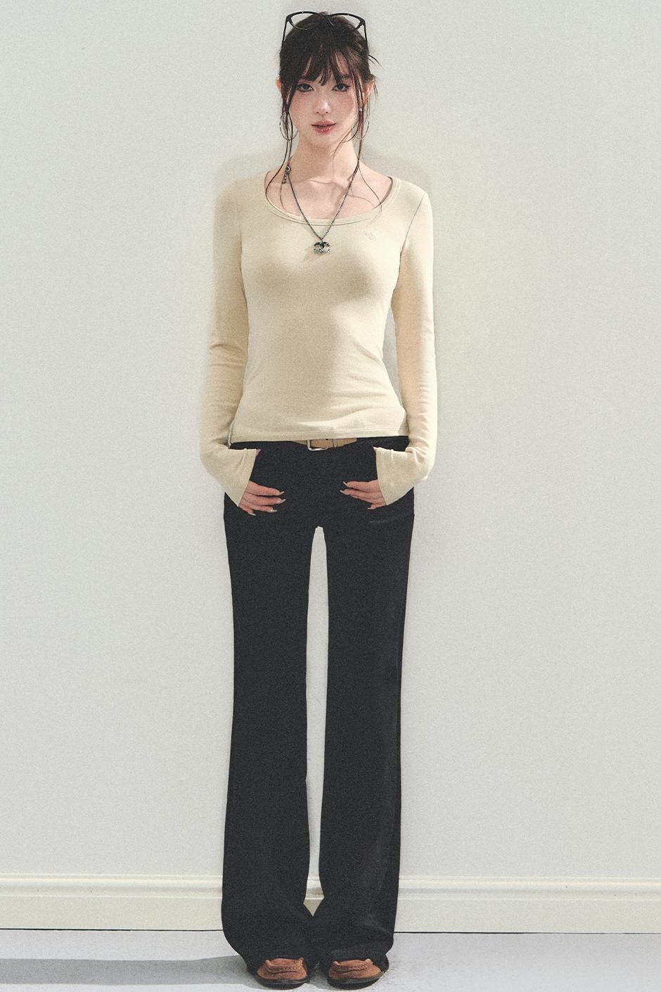 Slimming U-Neck Long-Sleeved T-Shirt