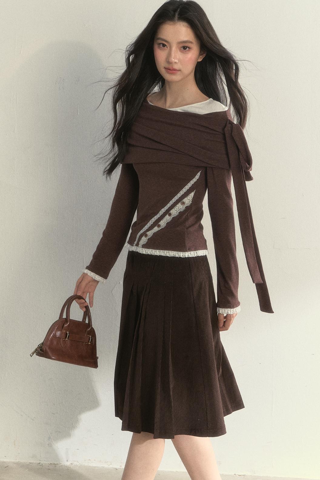 Retro Streamer Shoulder Top