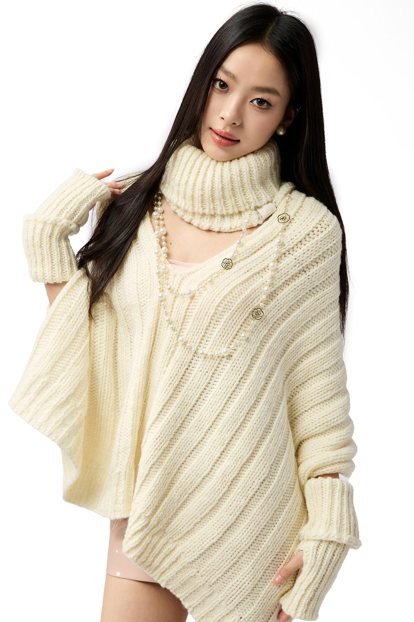 Pure Desire Knit Cloak Set-Up