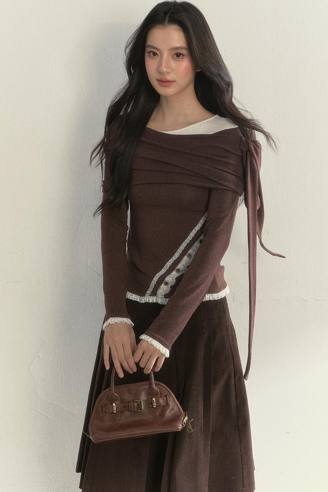 Retro Streamer Shoulder Top