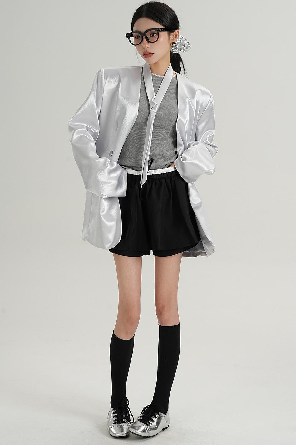 Glossy V-Neck Drape Jacket