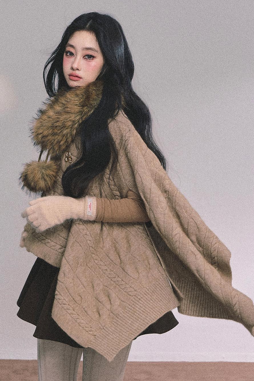 Twist Gray Knit Sweater Cloak