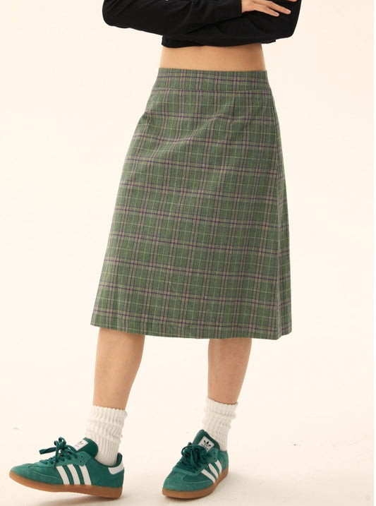 American retro A-line mid-length skirt