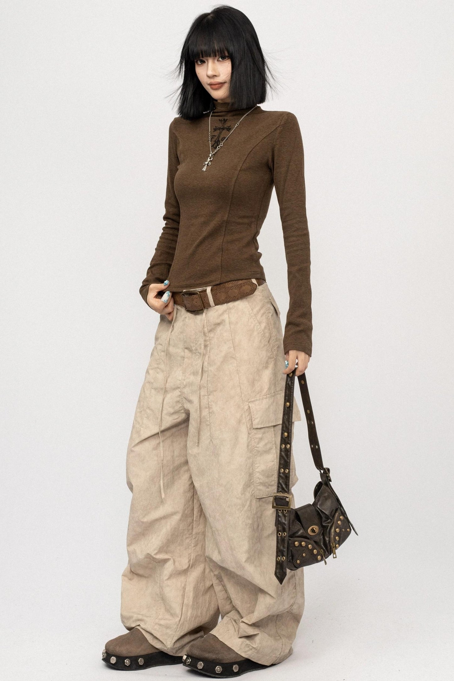 Autumn Vintage Spice Black Shoulder T-Shirt