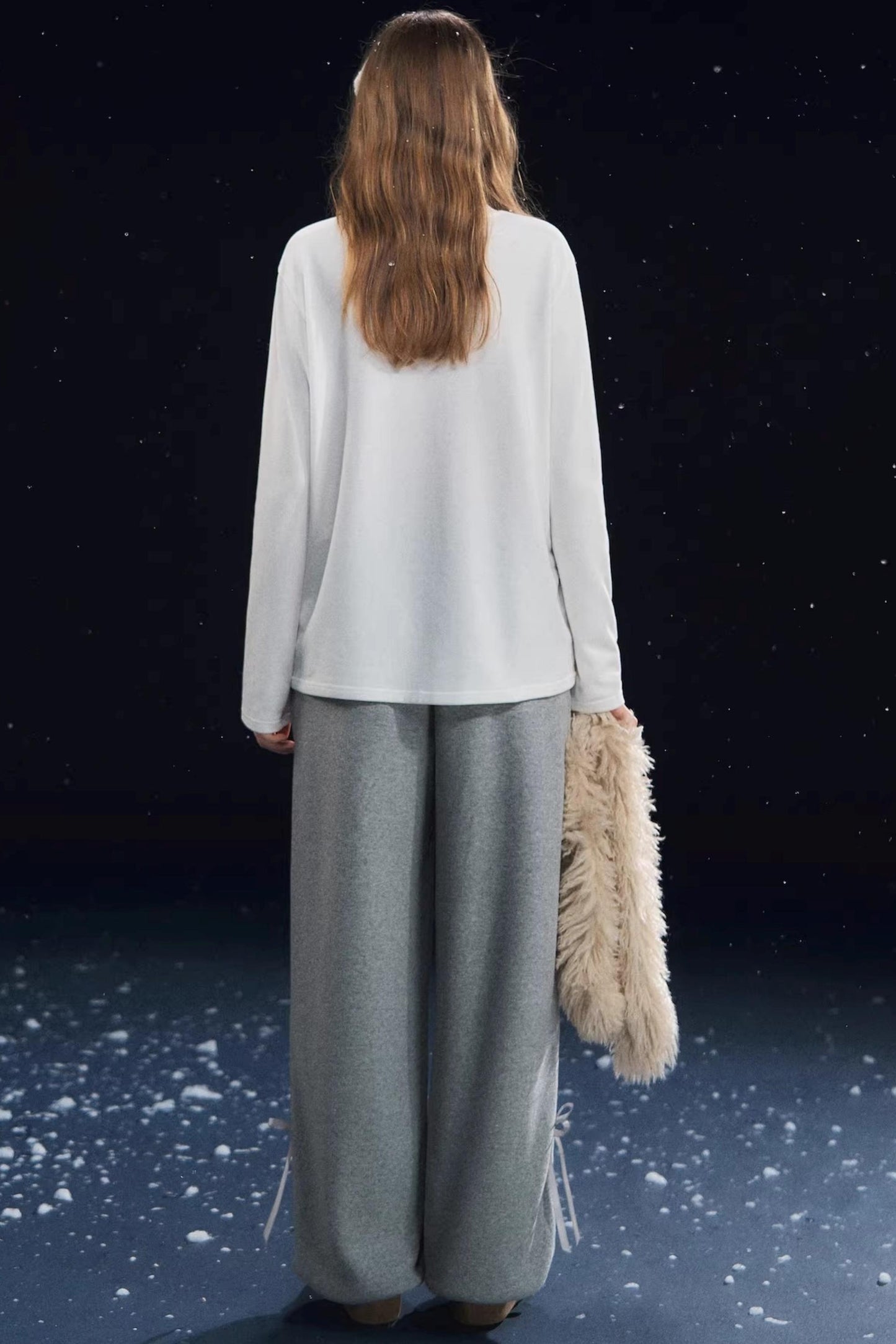 Velvet-Feel Cuffed Lantern Casual Pants