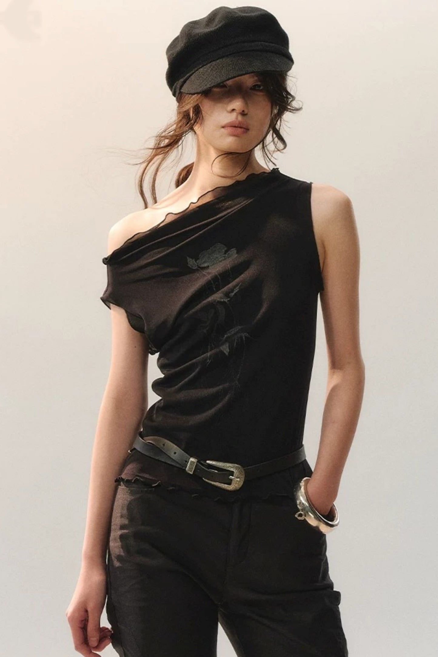 Top in Maglia con Ricamo e Nappe