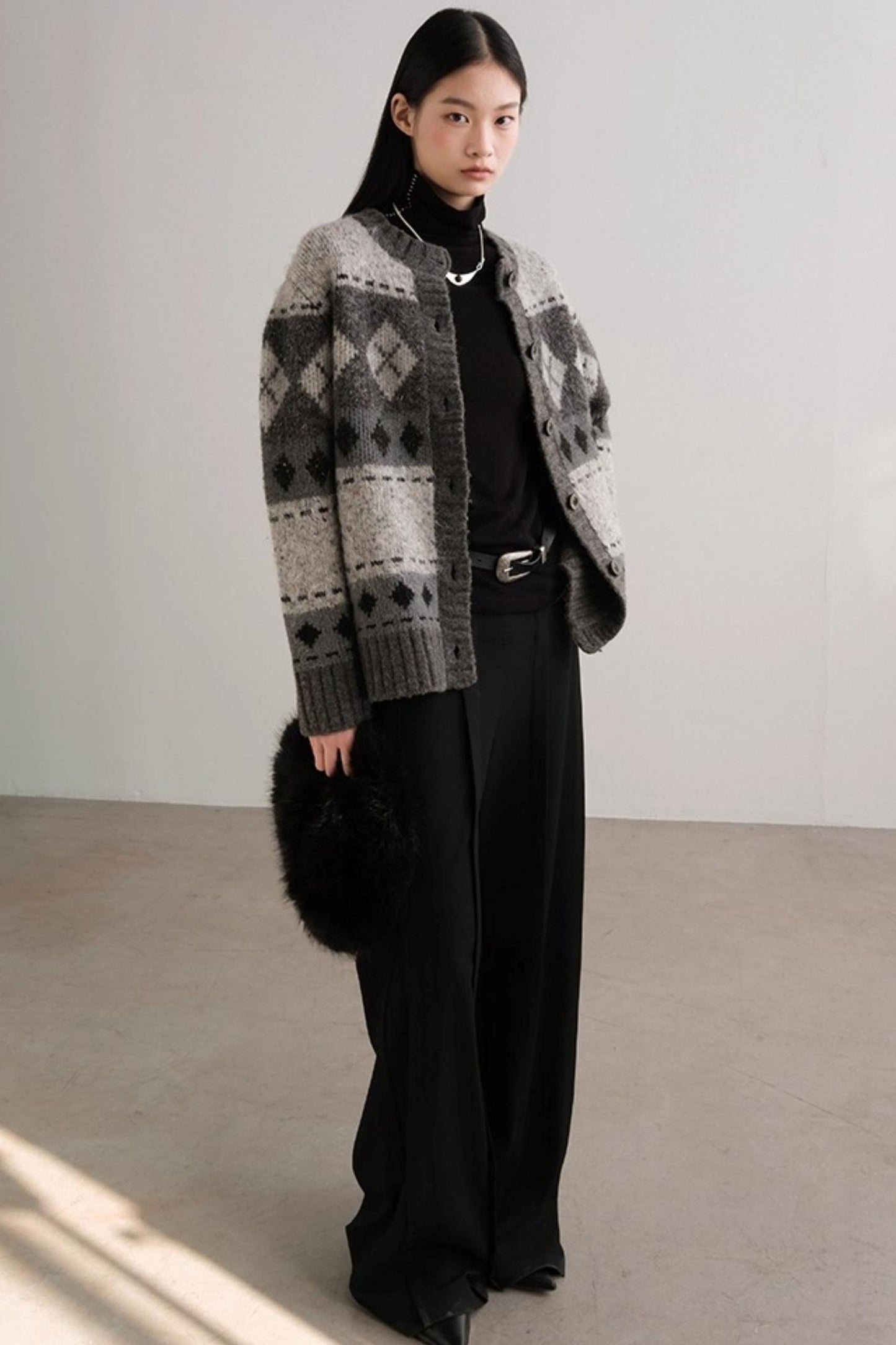 Shadow Pleats Wide-Leg Pants