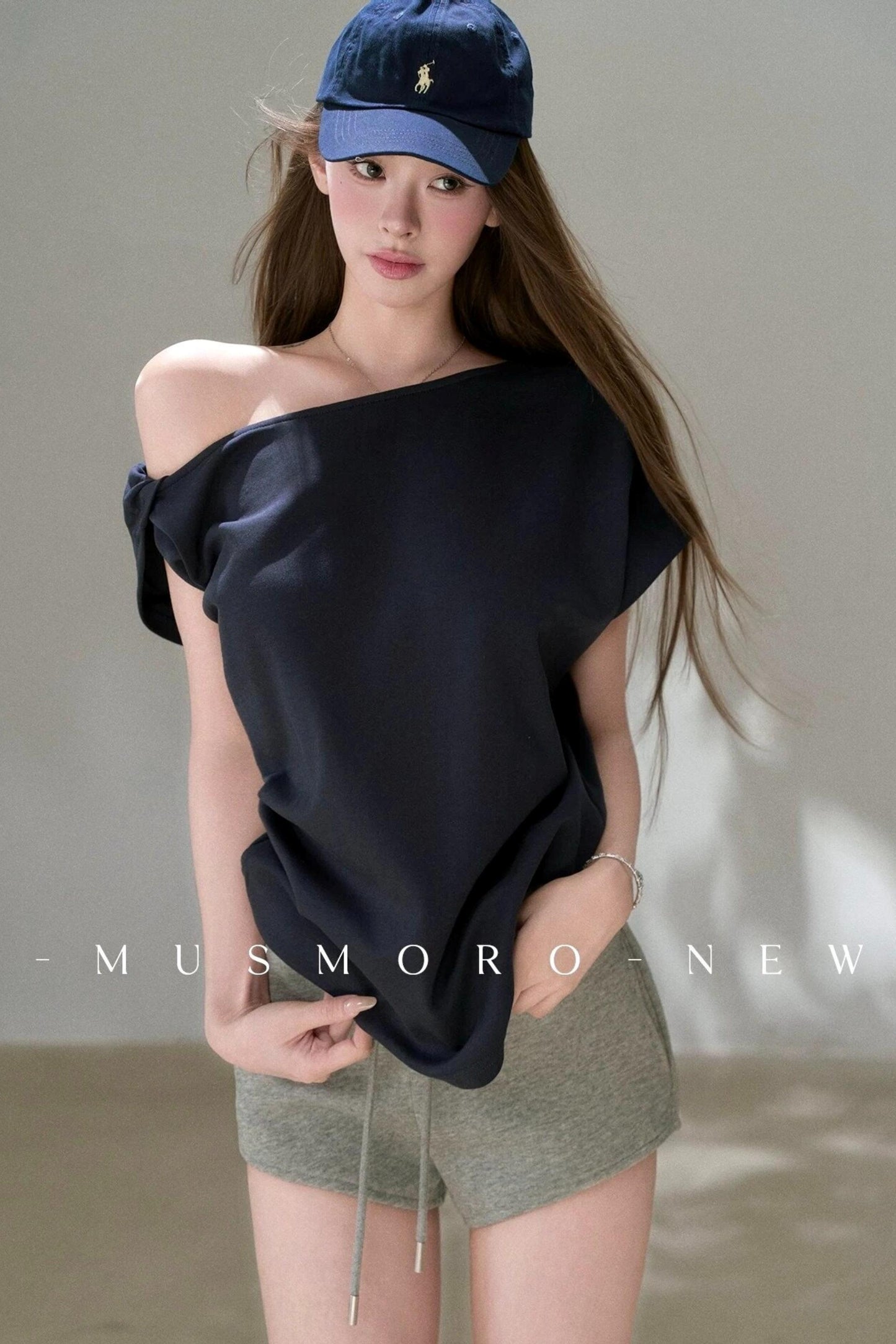 Three-Dimensional Twist Shoulder Top