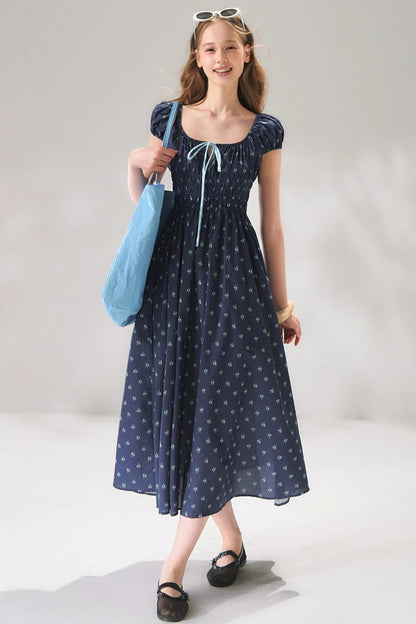 Abito floreale blu navy con lacci
