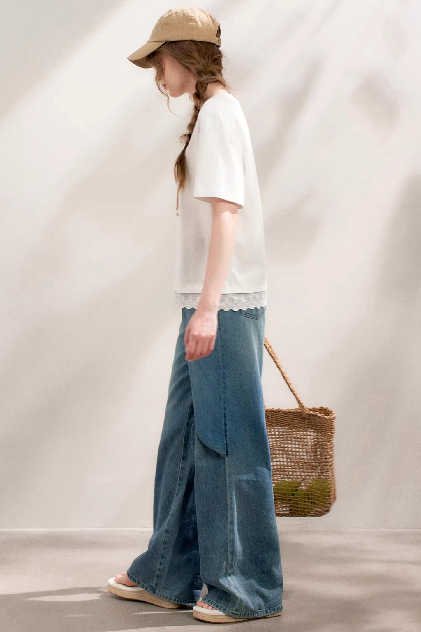 Bow-Detail Wide-Leg Jeans