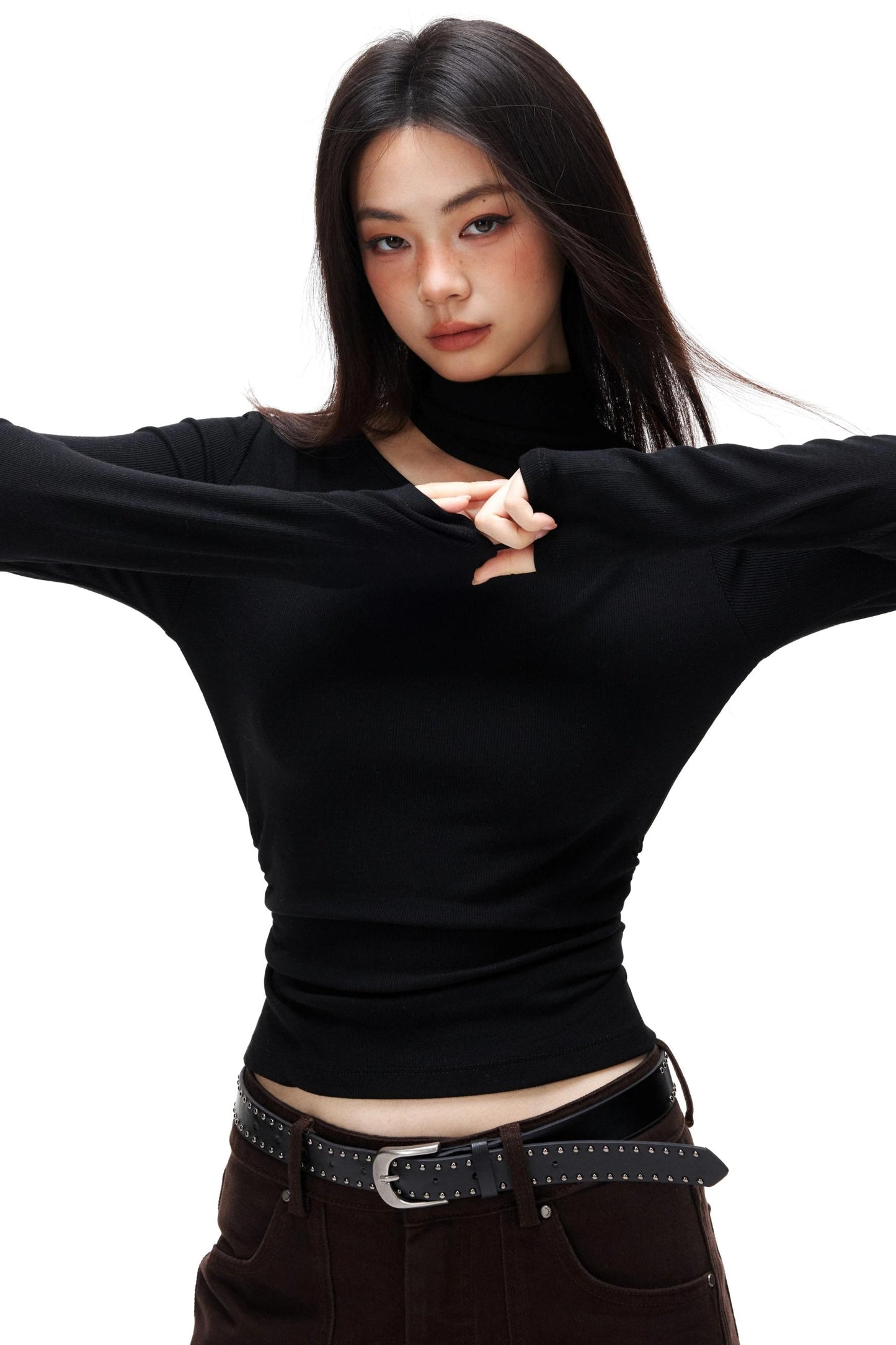 Thin Velvet Pleated Turtleneck Top