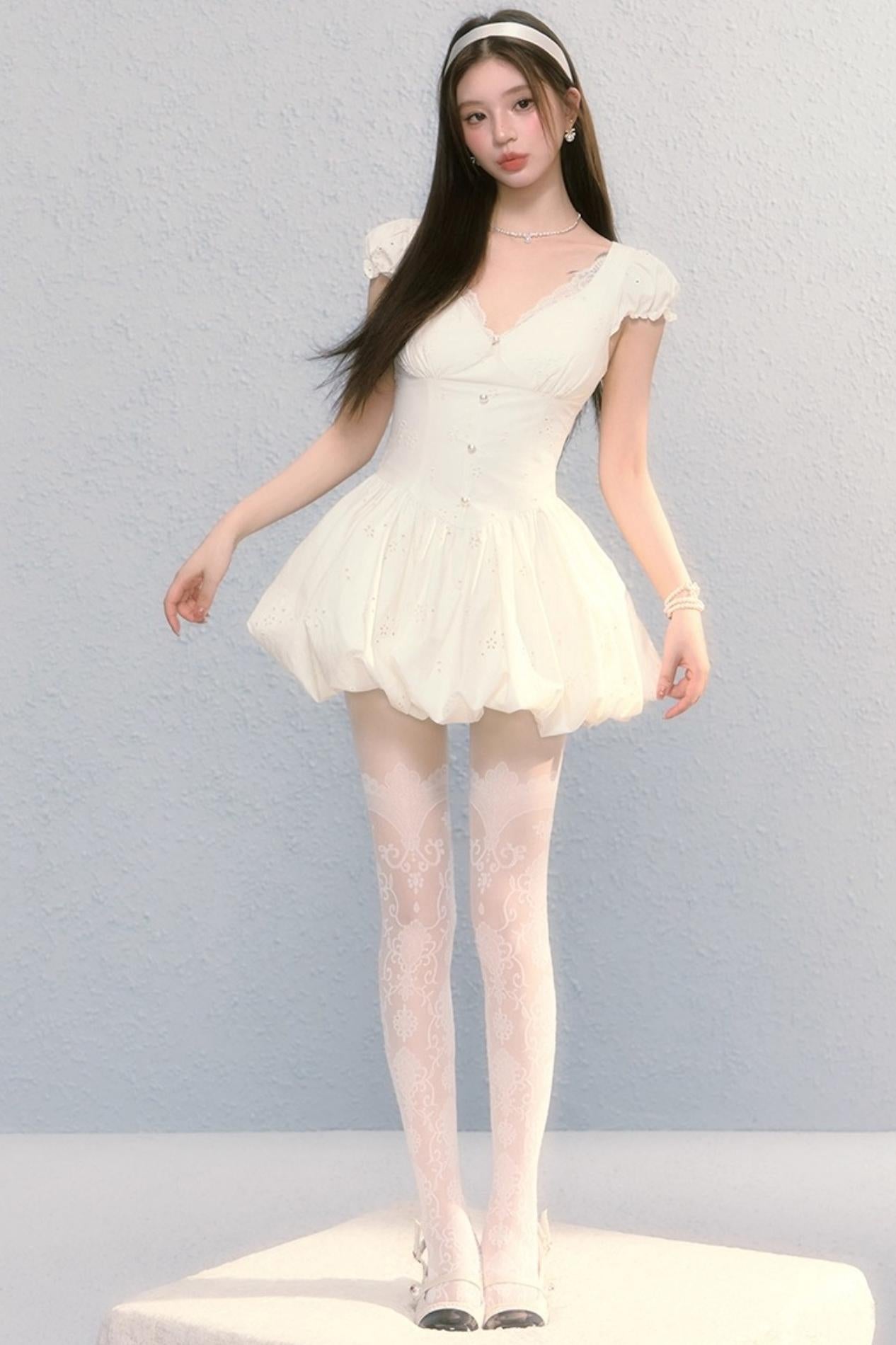 First Love Pure Waist Little White Summer Dress